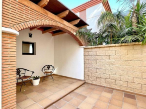 Belvilla by OYO Villa TorreÃ³n